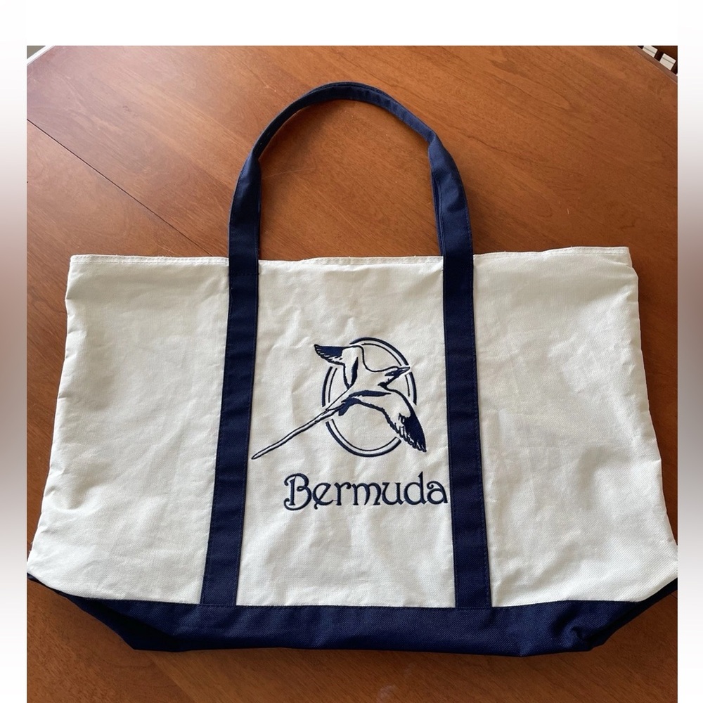 Bermuda Embroidered Canvas Zippered Travel Tote